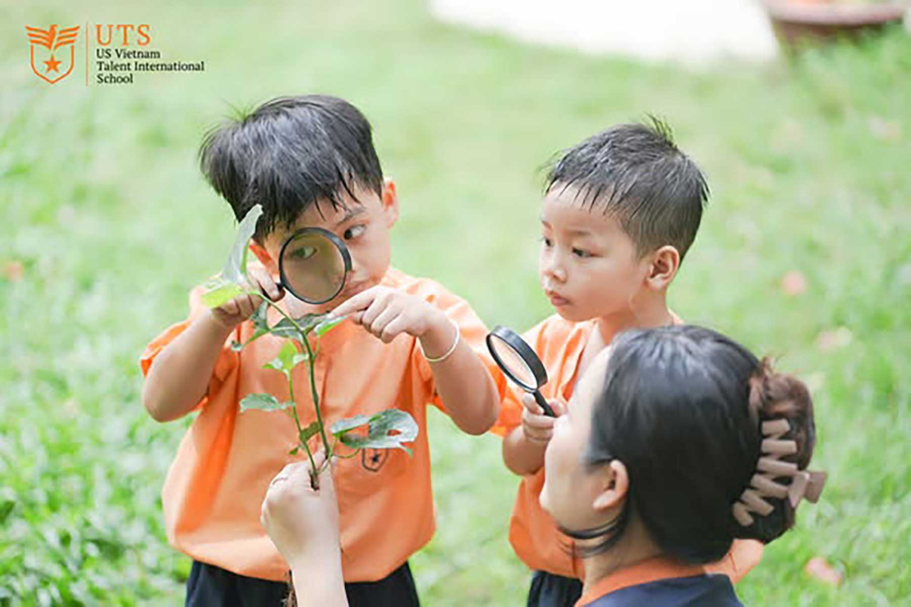 Con được tìm hiểu và khám phá về khoa học tự nhiên