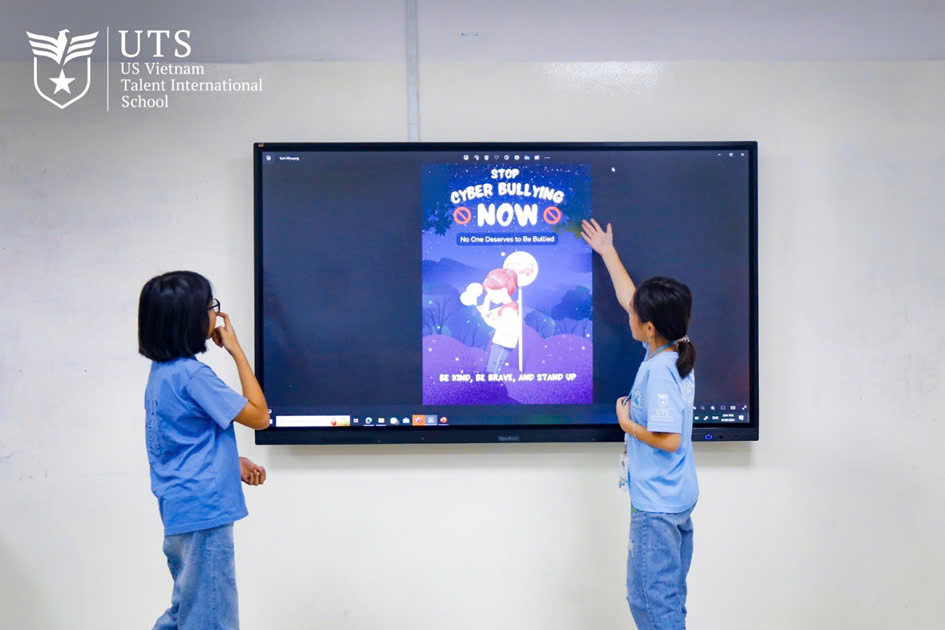 Sáng tạo sách tương tác với ScratchJR kết hợp lập trình và kể chuyện