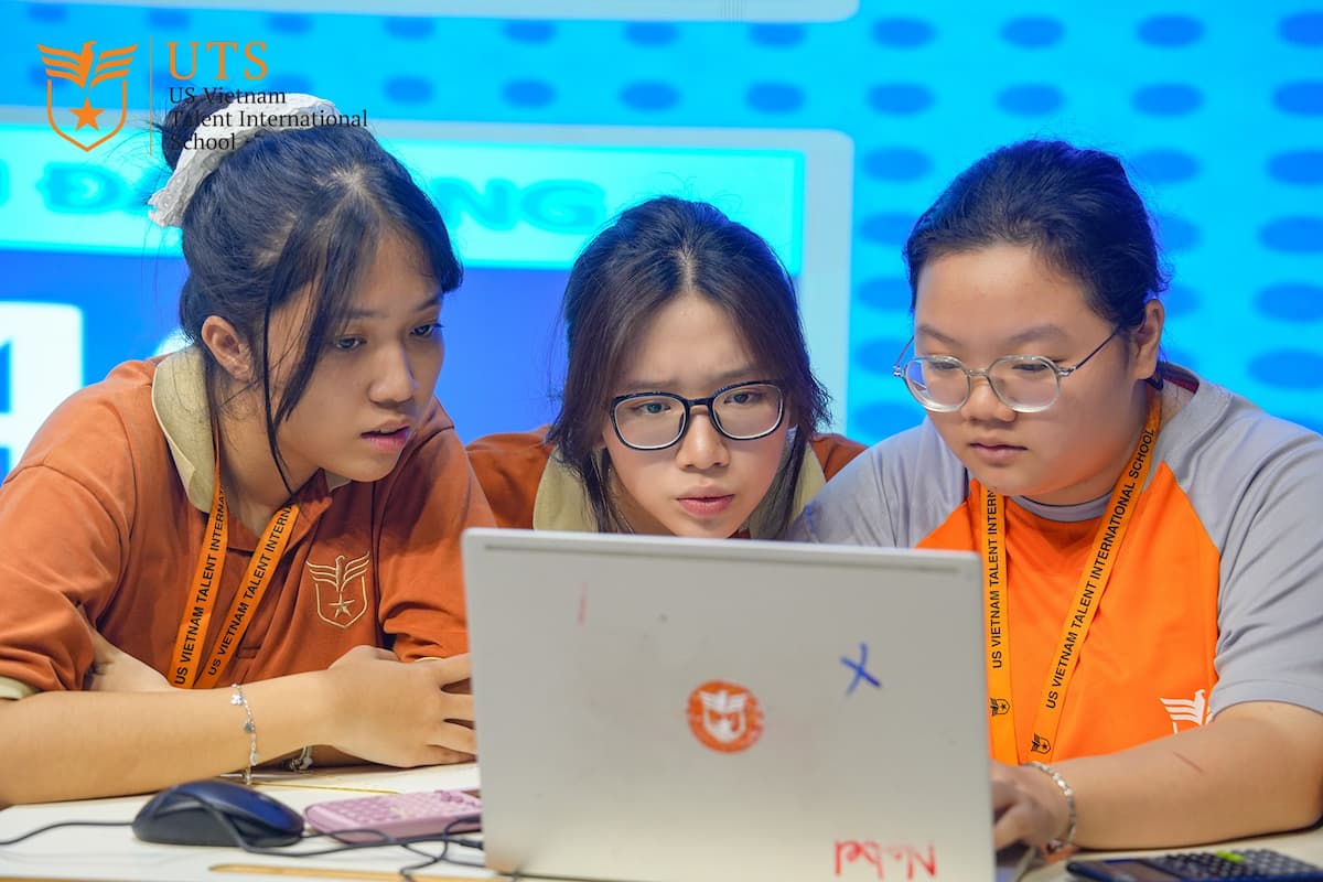 Học sinh tham gia chương trình học chuẩn quốc tế tại UTS