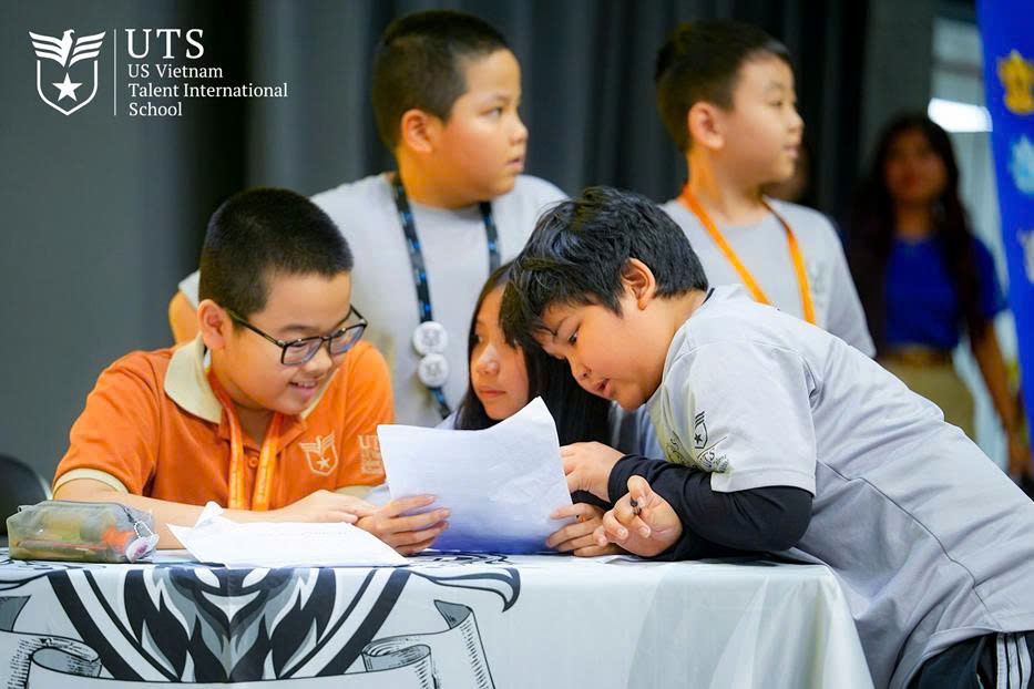 04.Chương trình học giúp con phát triển toàn diện tại UTS