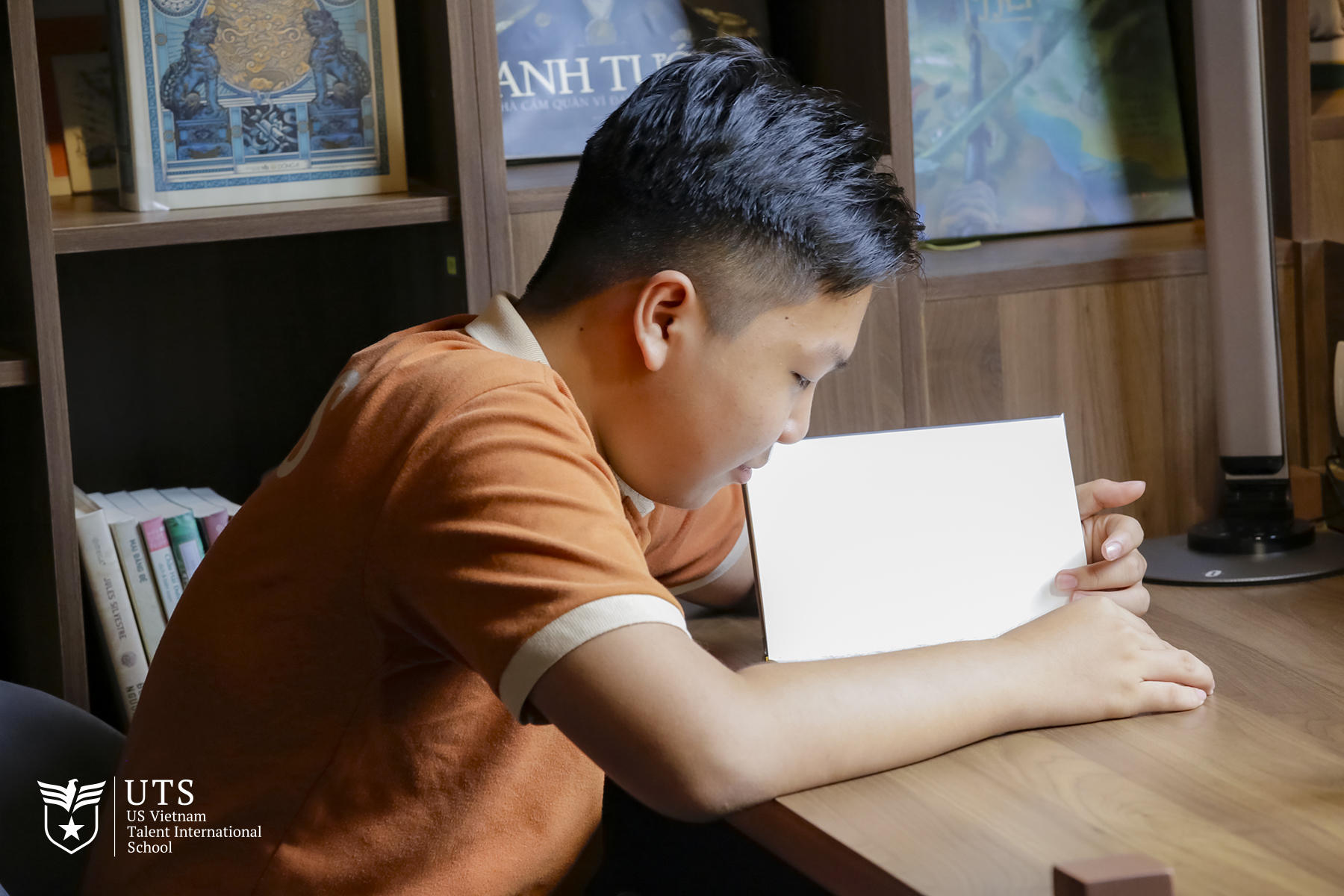 Văn hóa đọc của học sinh UTS