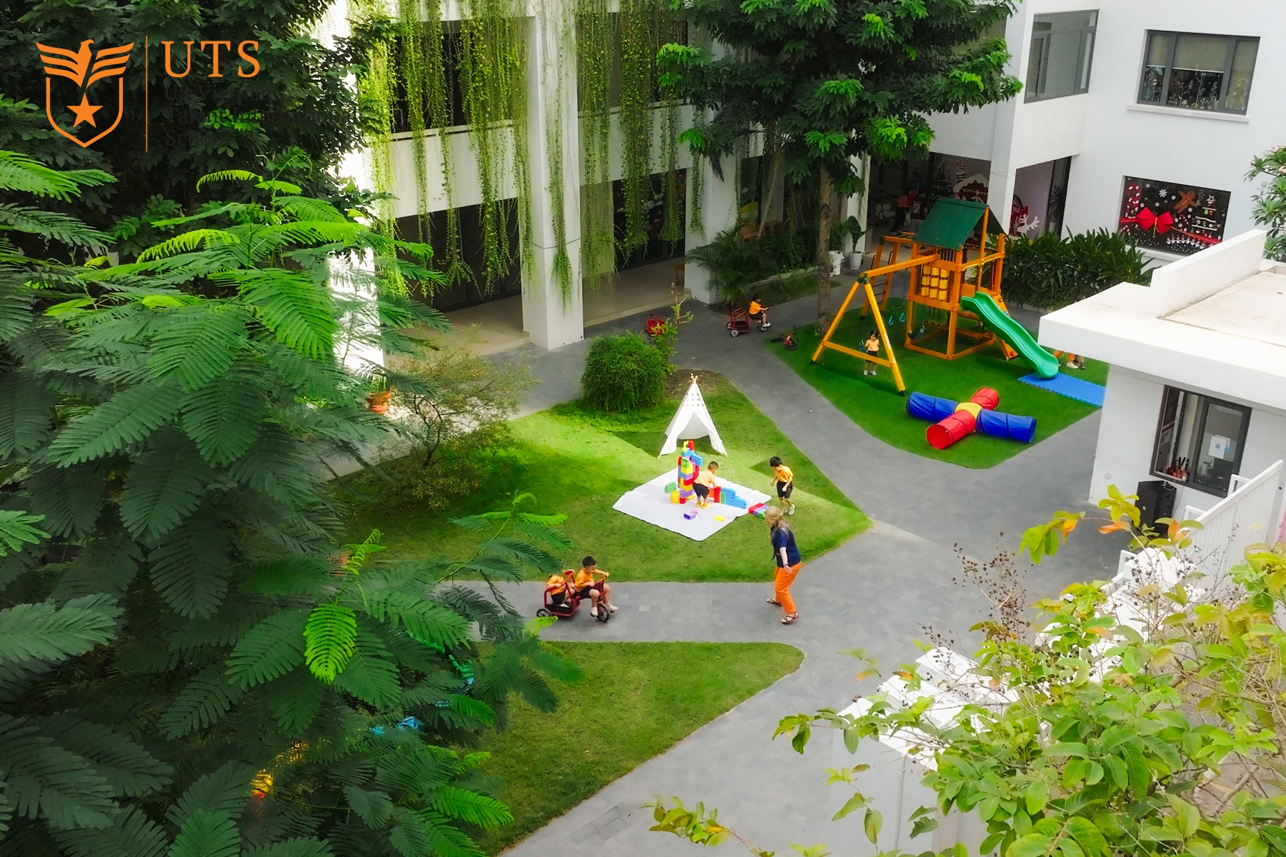 UTS cơ sở Botanique tràn ngập mảng xanh