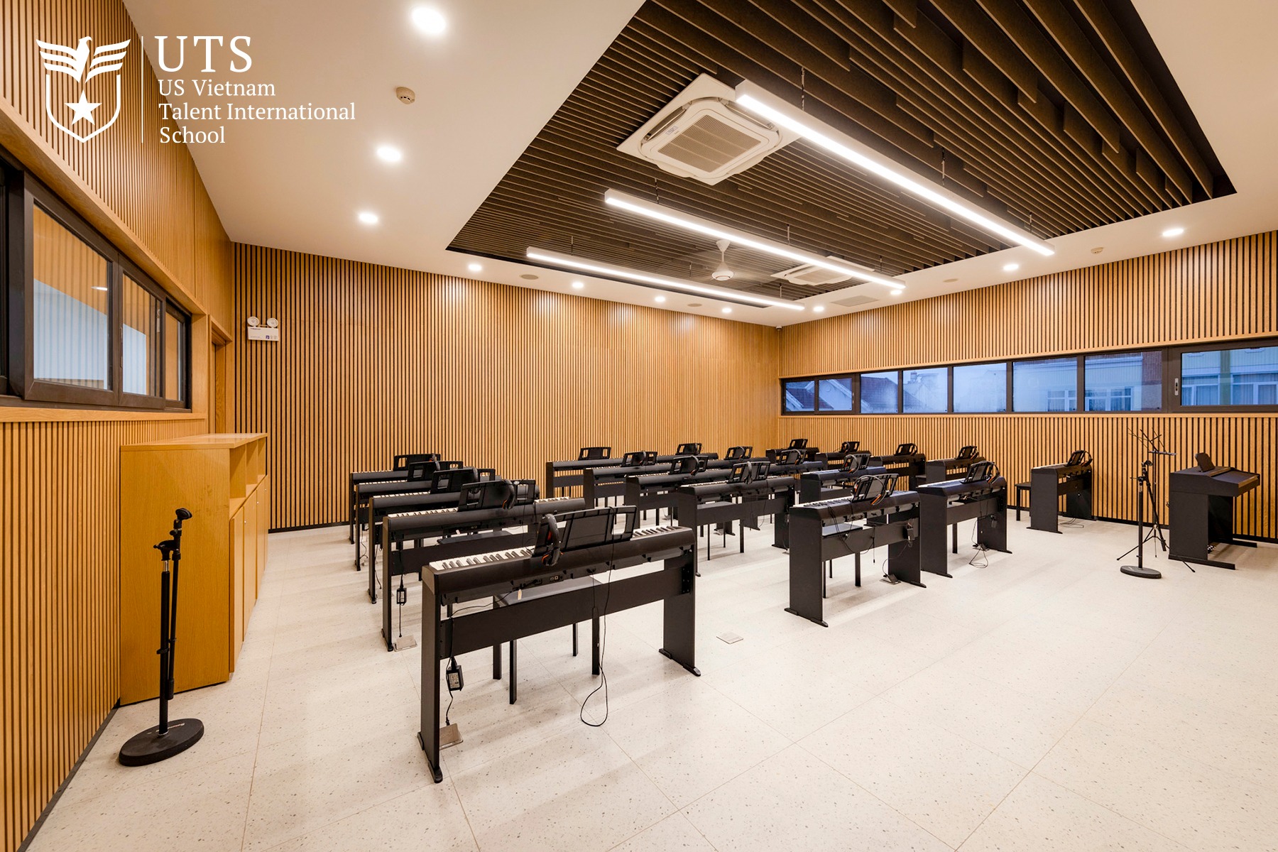 UTS cơ sở Nam Sài Gòn với cơ sở vật chất hiện đại