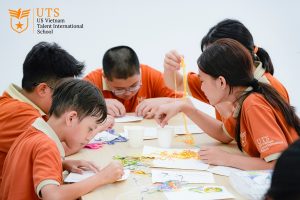 Chương trình Oxford áp dụng phương pháp đánh giá đa chiều